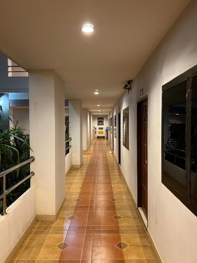 Jj Palace เจเจ พาเลซ Ban Si Than Extérieur photo