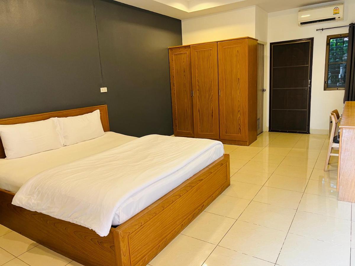 Jj Palace เจเจ พาเลซ Ban Si Than Extérieur photo