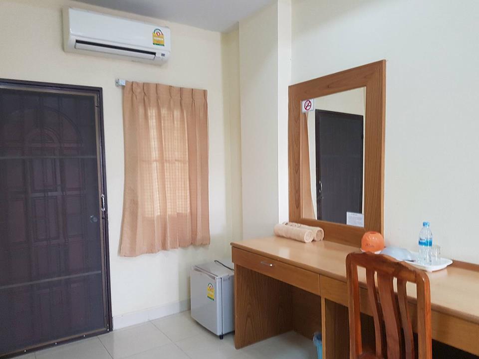Jj Palace เจเจ พาเลซ Ban Si Than Extérieur photo